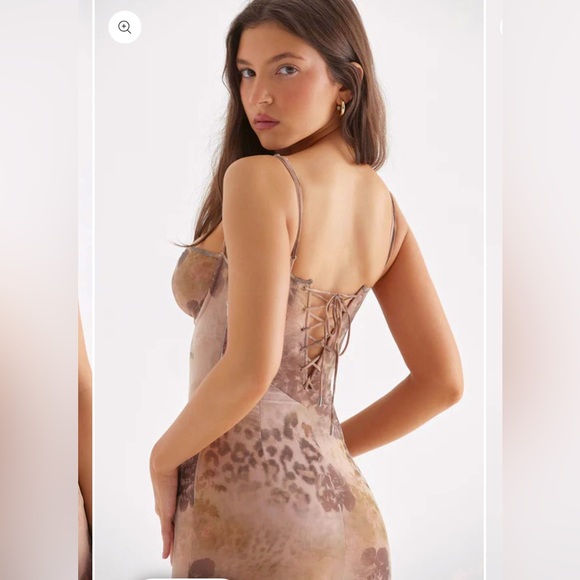 LILY MAXI DRESS - Picture 2 of 7